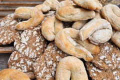 10000906652196529140154643529