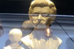 thefivepointsbar.nlKorte Houtstraat 5, 2511 CC Den Haag